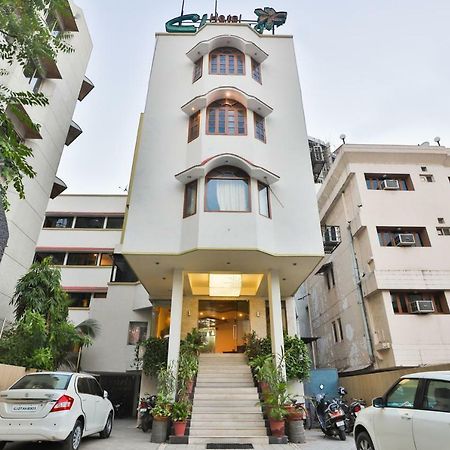 Hotel Chicago Ahmedabad Exterior photo