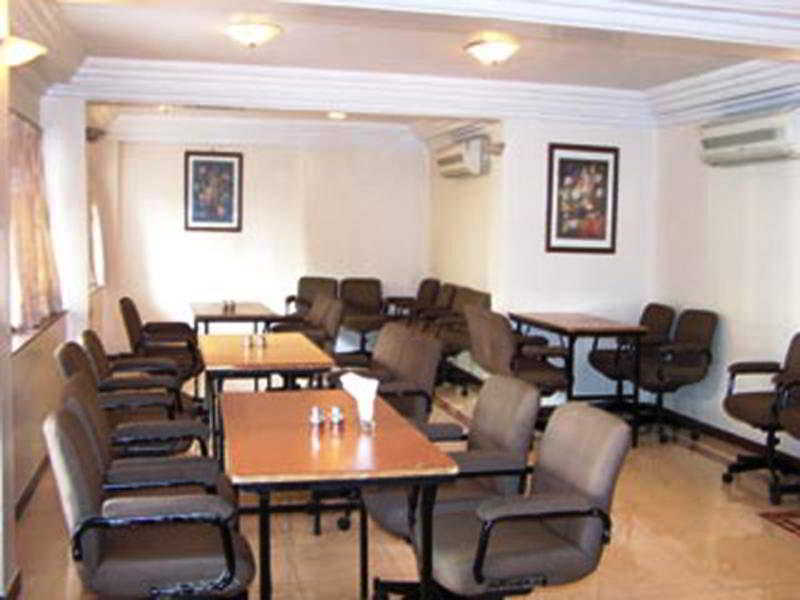 Hotel Chicago Ahmedabad Exterior photo